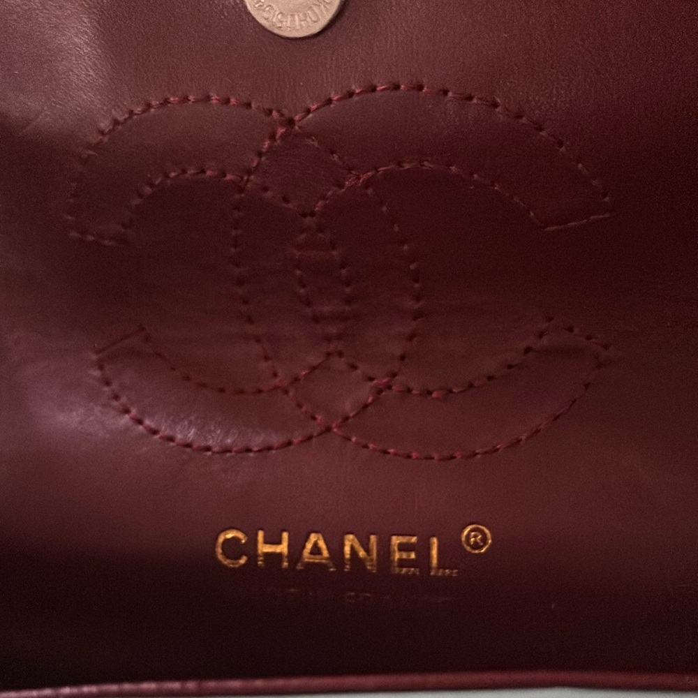 Chanel Green Crossbody Bag with Quilted Leather and Silver Chain - Picture 4 of 5